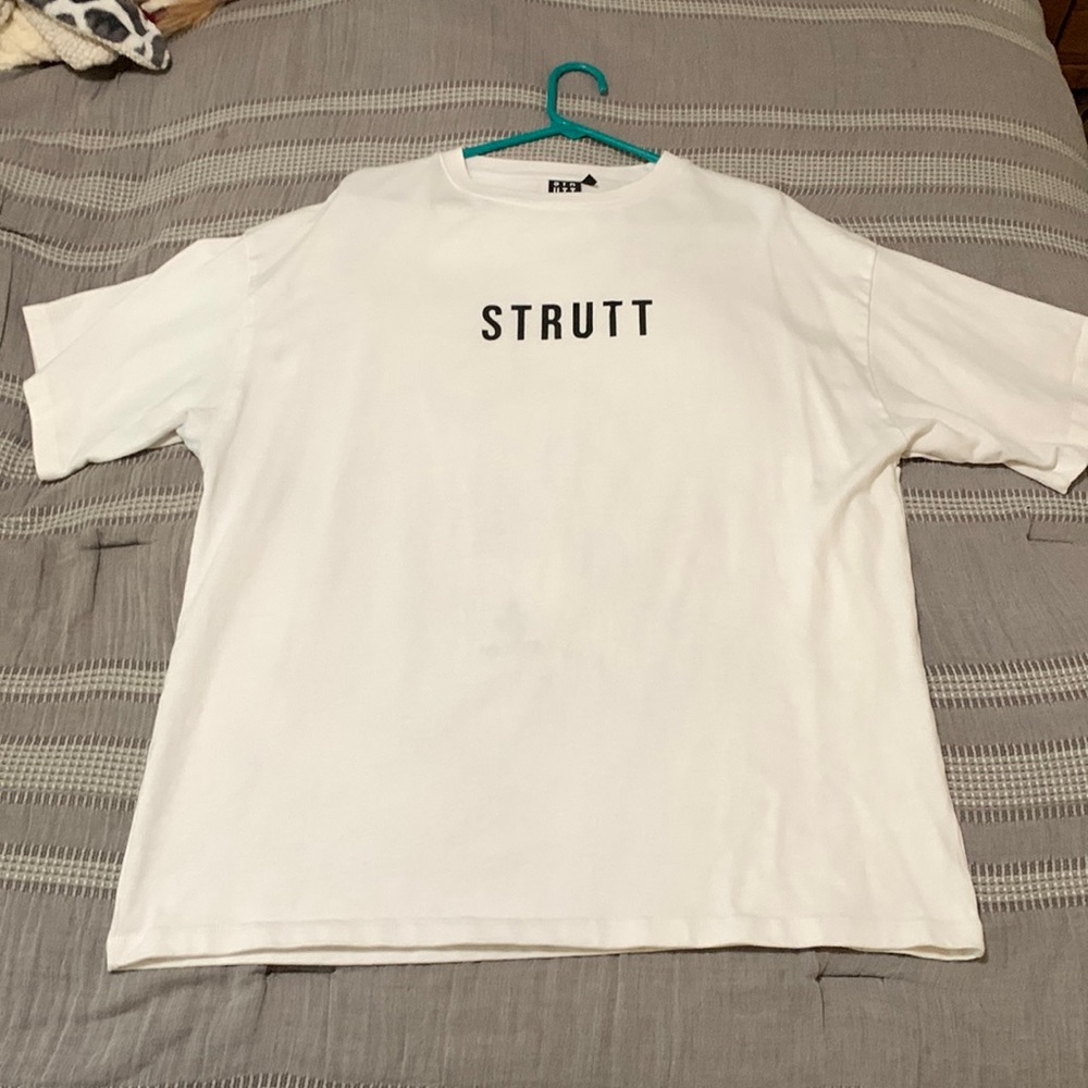 Men’s white oversized heavyweight cotton tee shirt size medium